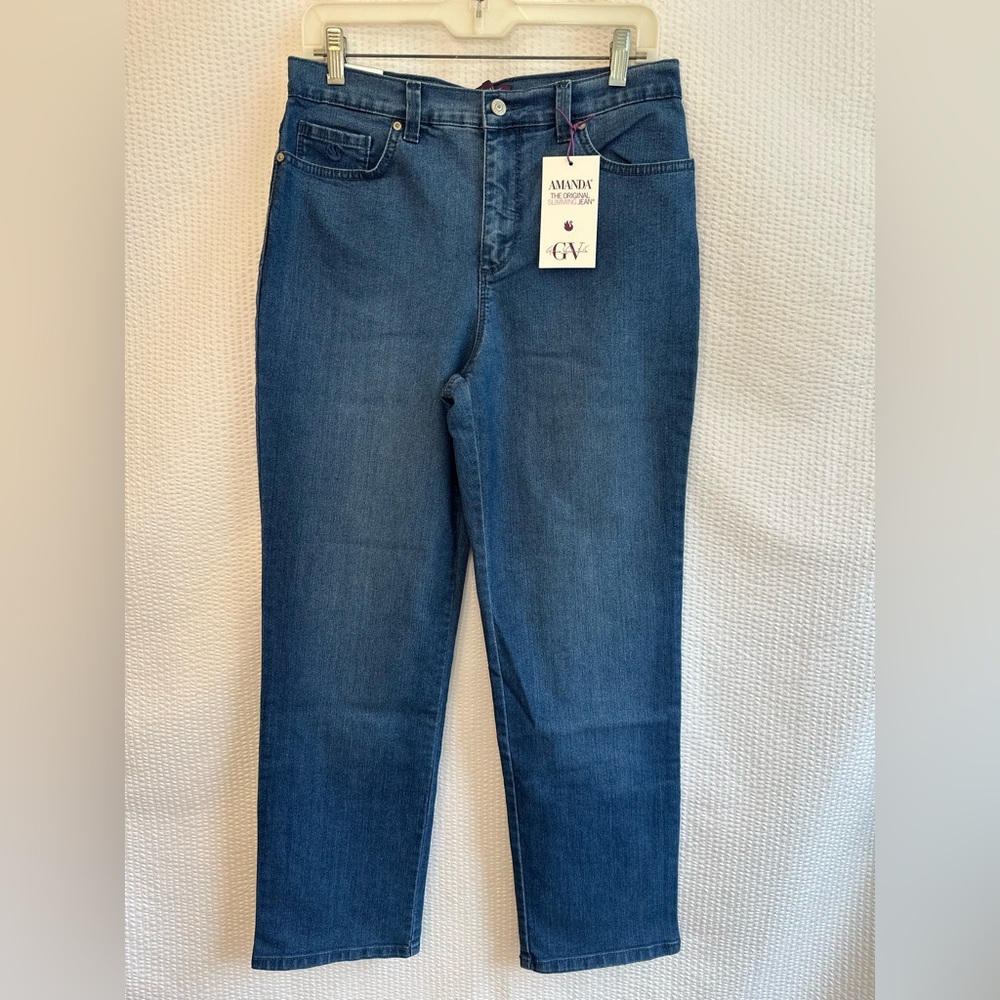 Gloria Vanderbilt Amanda Blue Straight Leg Slimming Jeans Size: 10 Short